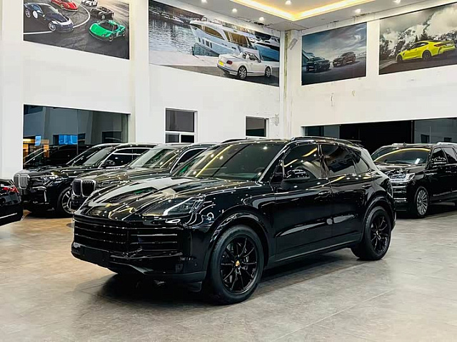 Porsche Cayenne E-Hybrid 2024 2L — из Китая под ключ