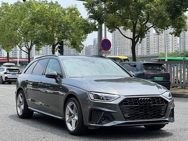 Audi A4 2024款 Avant 40 TFSI 时尚运动型 — из Китая под ключ