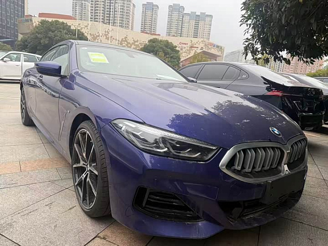 BMW 8 Series 2022 3L — из Китая под ключ