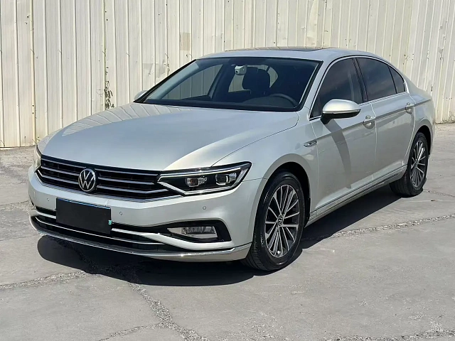 Volkswagen Magotan 2021 2L — из Китая под ключ