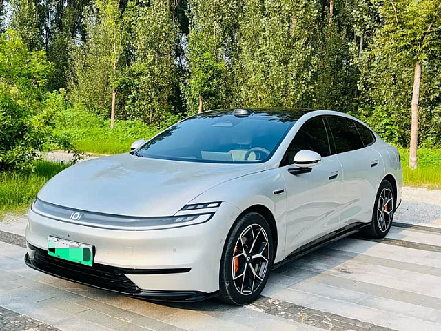 Changan Qiyuan A06 2026 240 км хода — из Китая под ключ