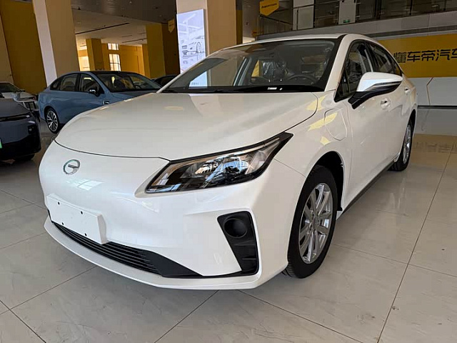 GAC Aion S 2026 580 км хода — из Китая под ключ