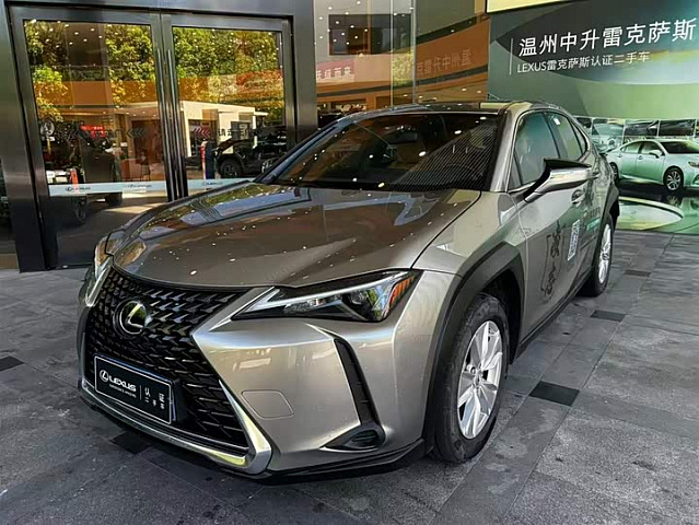 Lexus UX 2022 2L — из Китая под ключ