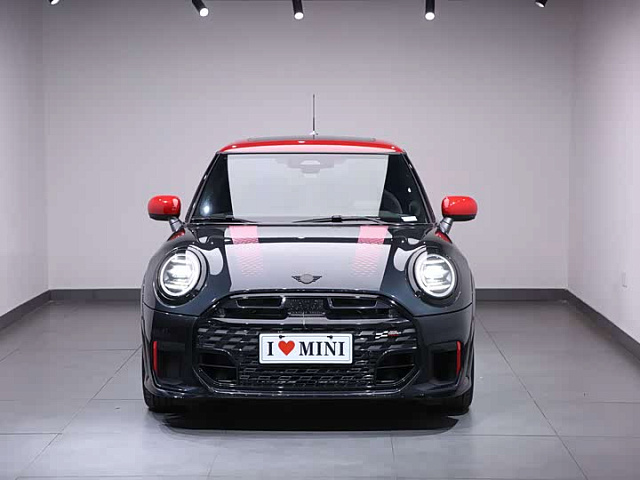 MINI JCW 2025 2L — из Китая под ключ