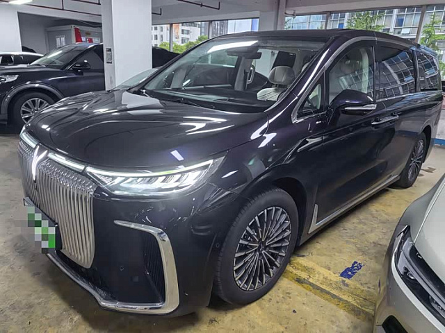 Voyah Dream PHEV 2026 1.5L — из Китая под ключ