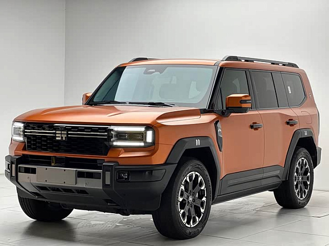Jetour G700 2025款 享境版 6座 — из Китая под ключ