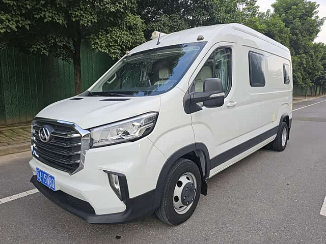Maxus V90 RV 2021款 2.0T旅行家V90自行式B型房车豪华版横床 — из Китая под ключ