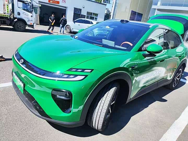 Changan Qiyuan Q06 2027款 700 智尊型天枢领航Ultra版 — из Китая под ключ