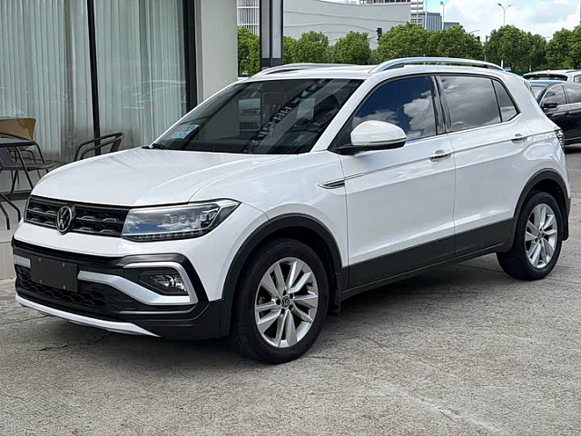 Volkswagen T-Cross 2021款 280TSI DSG舒适版 — из Китая под ключ