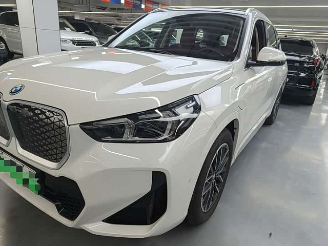 BMW iX1 2026款 eDrive25L M运动套装 — из Китая под ключ
