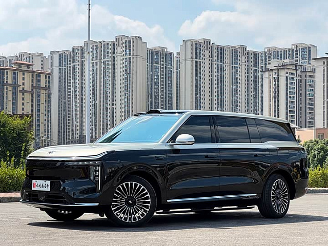 IM Motors LS9 2026款 52 Ultra — из Китая под ключ