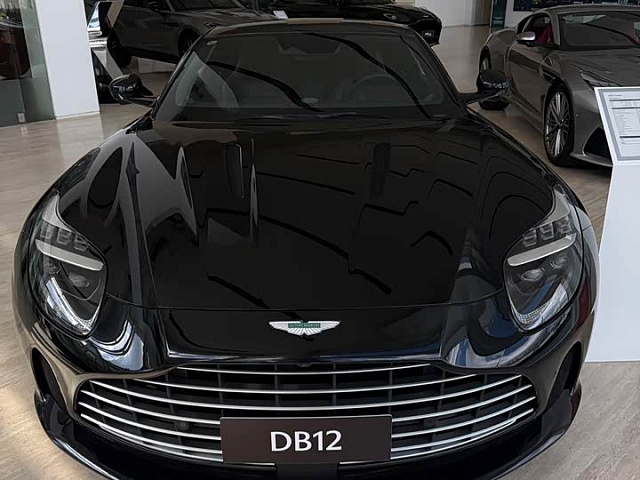 Aston Martin DB12 2025款 4.0T V8 Coupe №9549 — из Китая под ключ
