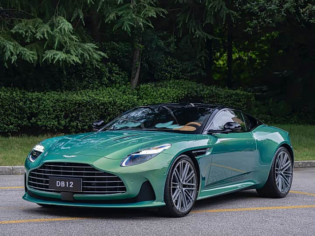 Aston Martin DB12 2025款 4.0T V8 Coupe — из Китая под ключ