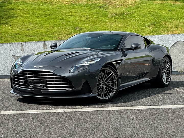Aston Martin DB12 2023款 4.0T V8 Coupe — из Китая под ключ