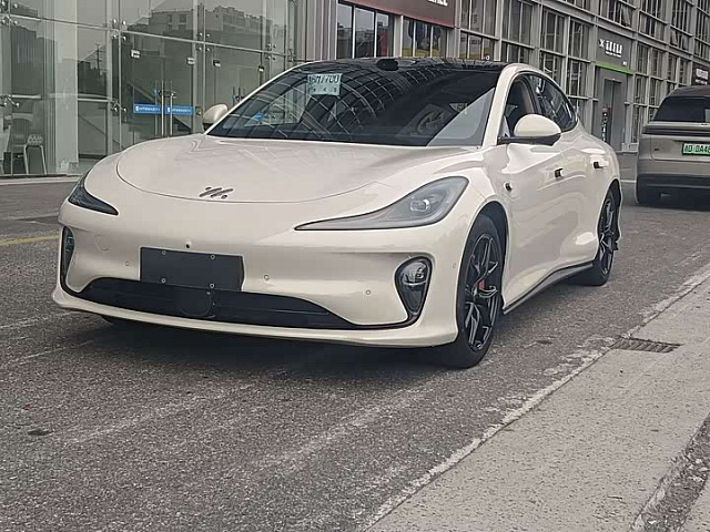 IM Motors L6 2025款 Max — из Китая под ключ