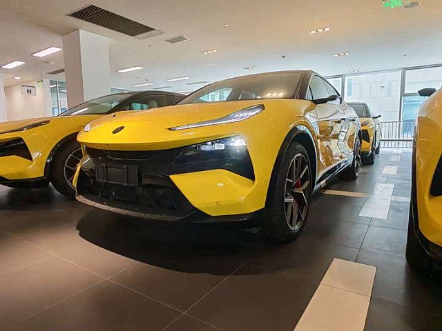 Lotus ELETRE — Авто под заказ из Китая