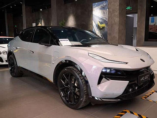Lotus ELETRE 2023款 ELETRE S+ — из Китая под ключ