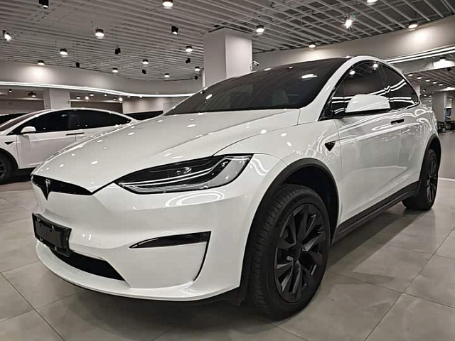 Tesla Model X 2023款 双电机全轮驱动版 — из Китая под ключ