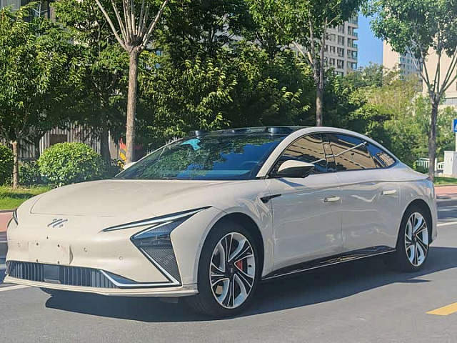 IM Motors L7 2022款 Pro — из Китая под ключ