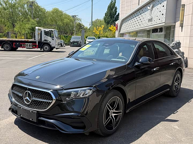 Mercedes-Benz E-Class (импорт) 2025款 E 260 运动版 — из Китая под ключ