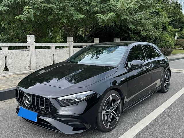 Mercedes-Benz A-Class AMG (импорт) 2025款 AMG A 35 4MATIC — из Китая под ключ