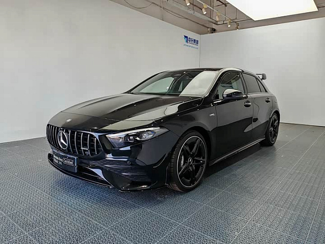 Mercedes-Benz A-Class AMG (импорт) 2025款 AMG A 35 4MATIC — из Китая под ключ
