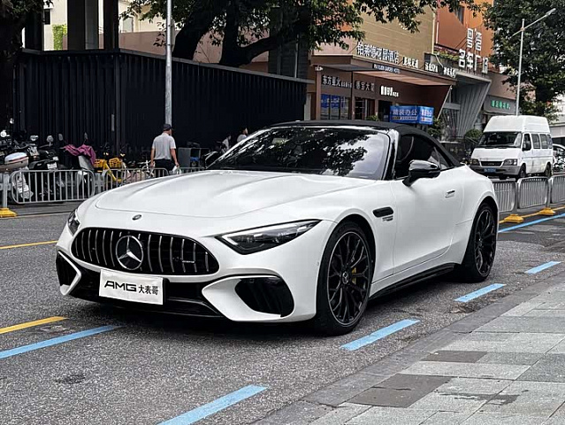 Mercedes-Benz SL-Class AMG 2024款 AMG SL 63 4MATIC+ 585 л.с. — из Китая под ключ