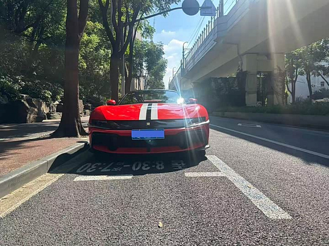Ferrari 12Cilindri 2024款 6.5L Spider — из Китая под ключ