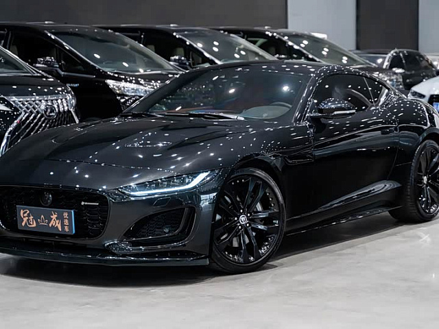 Jaguar F-TYPE 2023款 P300 硬顶版 R-DYNAMIC BLACK — из Китая под ключ