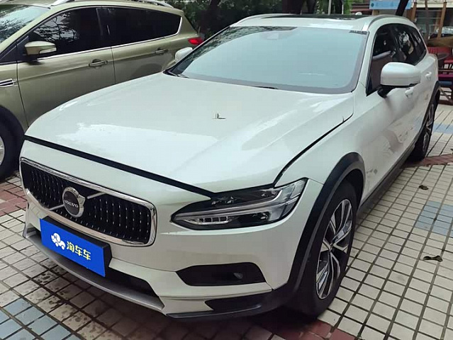 Volvo V90 2021款 Cross Country B5 AWD 智远版 — из Китая под ключ