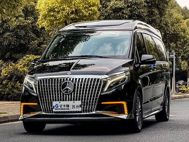 Kamozi V-Class 2022款 2.0T 天阅 无隔断 7座 — из Китая под ключ