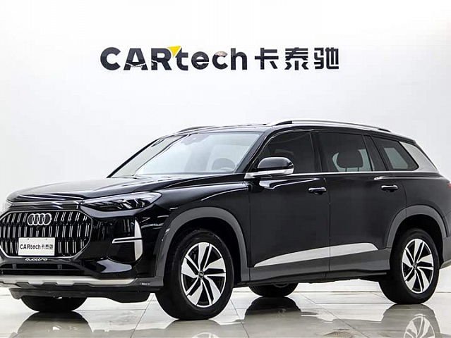 Audi Q6 2024款 40 TFSI quattro 观云型 羽林套装 7座 — из Китая под ключ