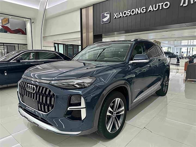 Audi Q6 2023款 45 TFSI quattro 齐云型 羽林套装 — из Китая под ключ