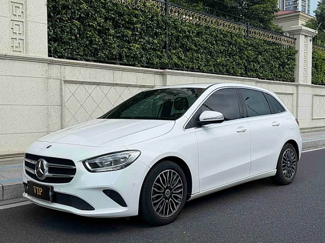 Mercedes-Benz B-Class 2021款 B 180 时尚型 — из Китая под ключ