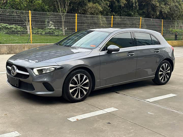 Mercedes-Benz A-Class (импорт) 2022款 改款 A 200 动感型 — из Китая под ключ