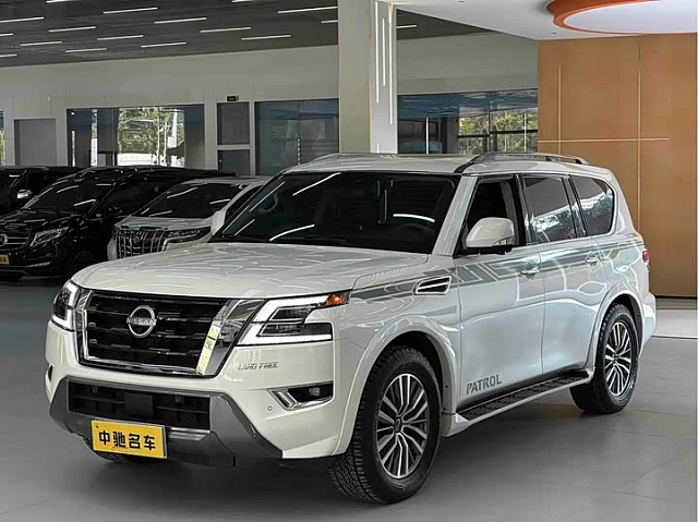 Nissan Patrol 2023款 ARMADA 5.6L 无敌舰队铂金版 — из Китая под ключ