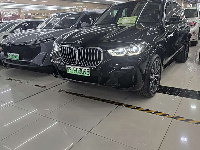 BMW X5 PHEV (импорт) 2021款 改款 xDrive45e M运动套装 — из Китая под ключ