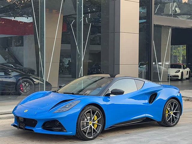 Lotus EMIRA 2021款 2.0T DCT First Edition — из Китая под ключ