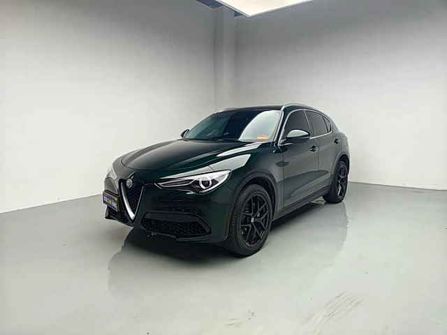 Alfa Romeo Stelvio 2021款 2.0T 280HP 豪华版 — из Китая под ключ