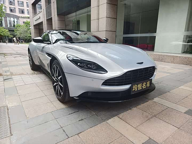 Aston Martin DB11 2022款 4.0T V8 Coupe — из Китая под ключ