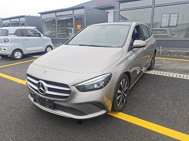 Mercedes-Benz B-Class 2021款 B 200 动感型 — из Китая под ключ