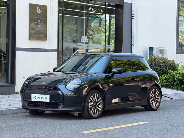 MINI Electric Mini Cooper 2024款 456km COOPER E 经典派 — из Китая под ключ