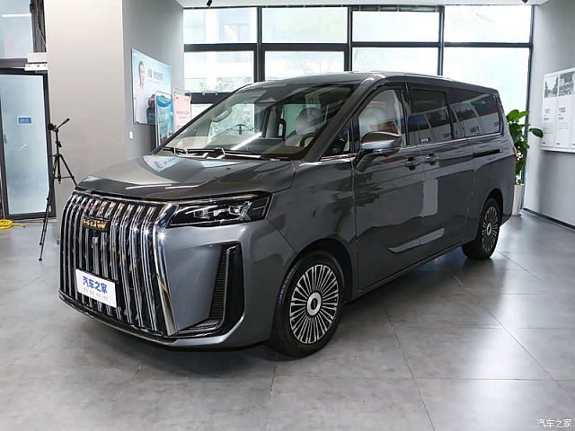 BAW Ruisheng M8 New Energy 2026款 增程版 230高级营运旗舰型 7座 — из Китая под ключ