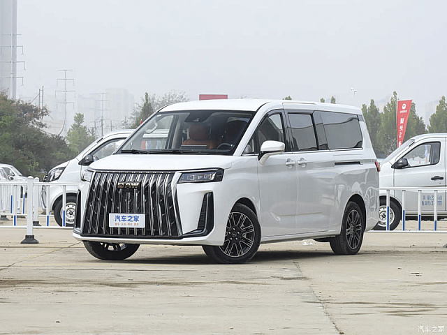BAW Ruisheng M8 New Energy 2026款 纯电版 505尊享型 7座 — из Китая под ключ