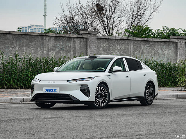 BYD Seal 08 2026款 EV 775KM尊贵型 — из Китая под ключ
