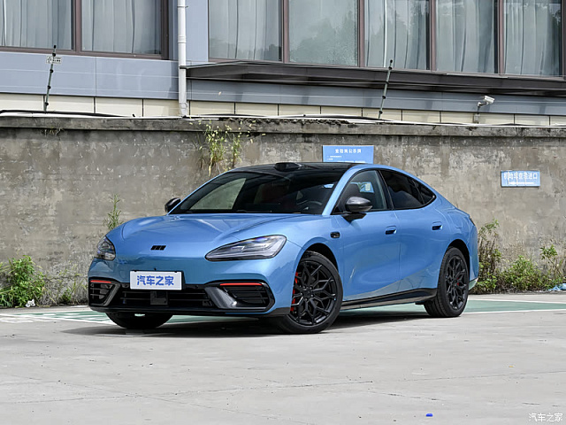 Geely Galaxy TT 2026款 Ultra — из Китая под ключ
