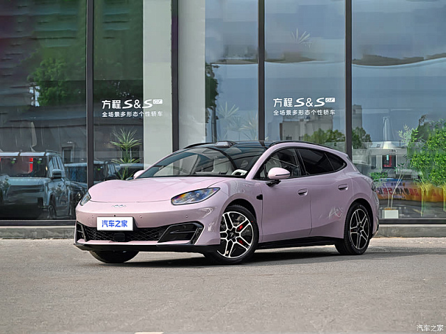 Leopard Fangcheng S 2026款 GT 850KM云辇M后驱版 — из Китая под ключ