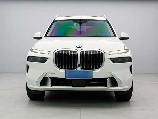 BMW X7 2023款 xDrive40i 领先型豪华套装 — из Китая под ключ