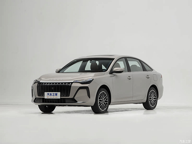 Roewe i6 2026款 1.5L 臻久版 — из Китая под ключ