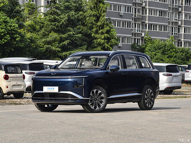 Wuling Starlight L 2026款 260km 六座臻享型 — из Китая под ключ